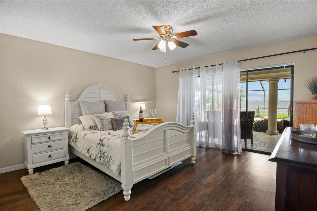 926 Van Drive , Auburndale, FL 33823 Photo