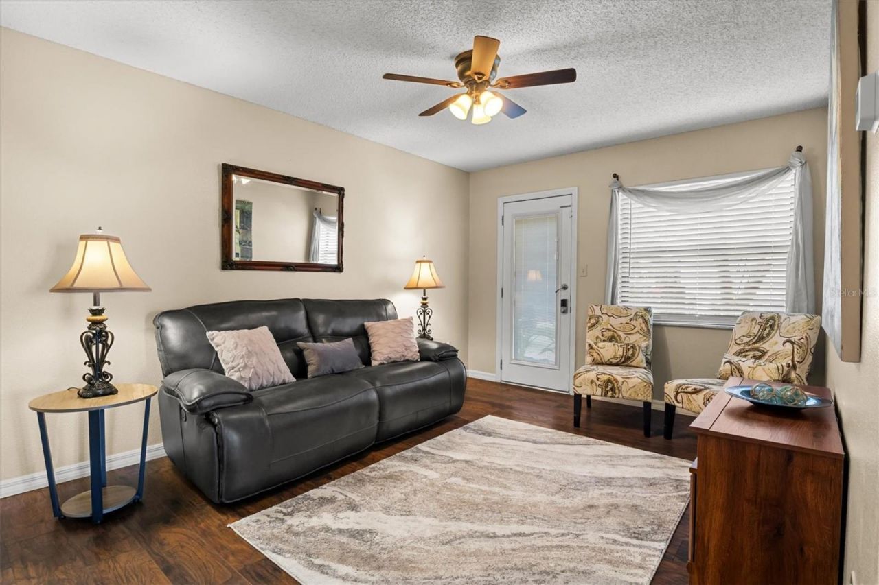 926 Van Drive , Auburndale, FL 33823 Photo