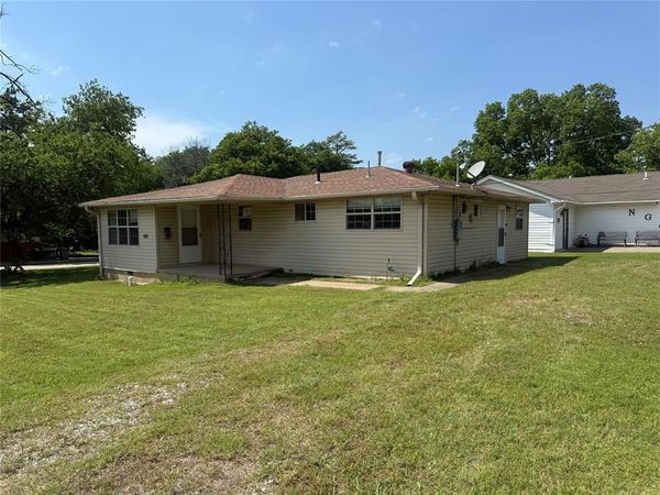 417 W 8th Street, Wewoka, OK 74884