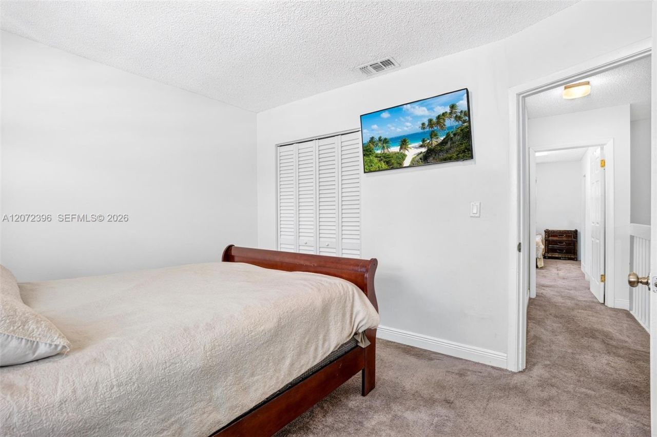 10348 NW 3rd St, Pembroke Pines, FL 33026 Photo