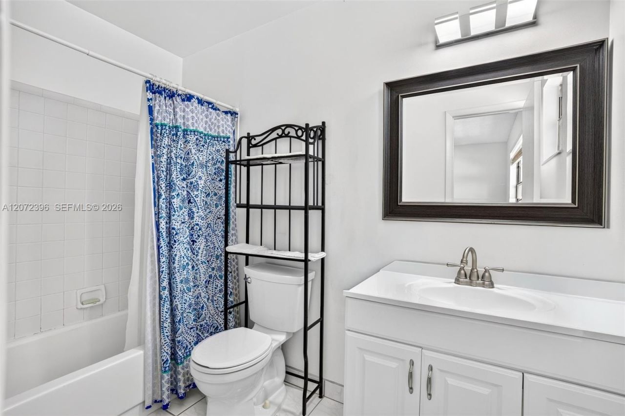 10348 NW 3rd St, Pembroke Pines, FL 33026 Photo