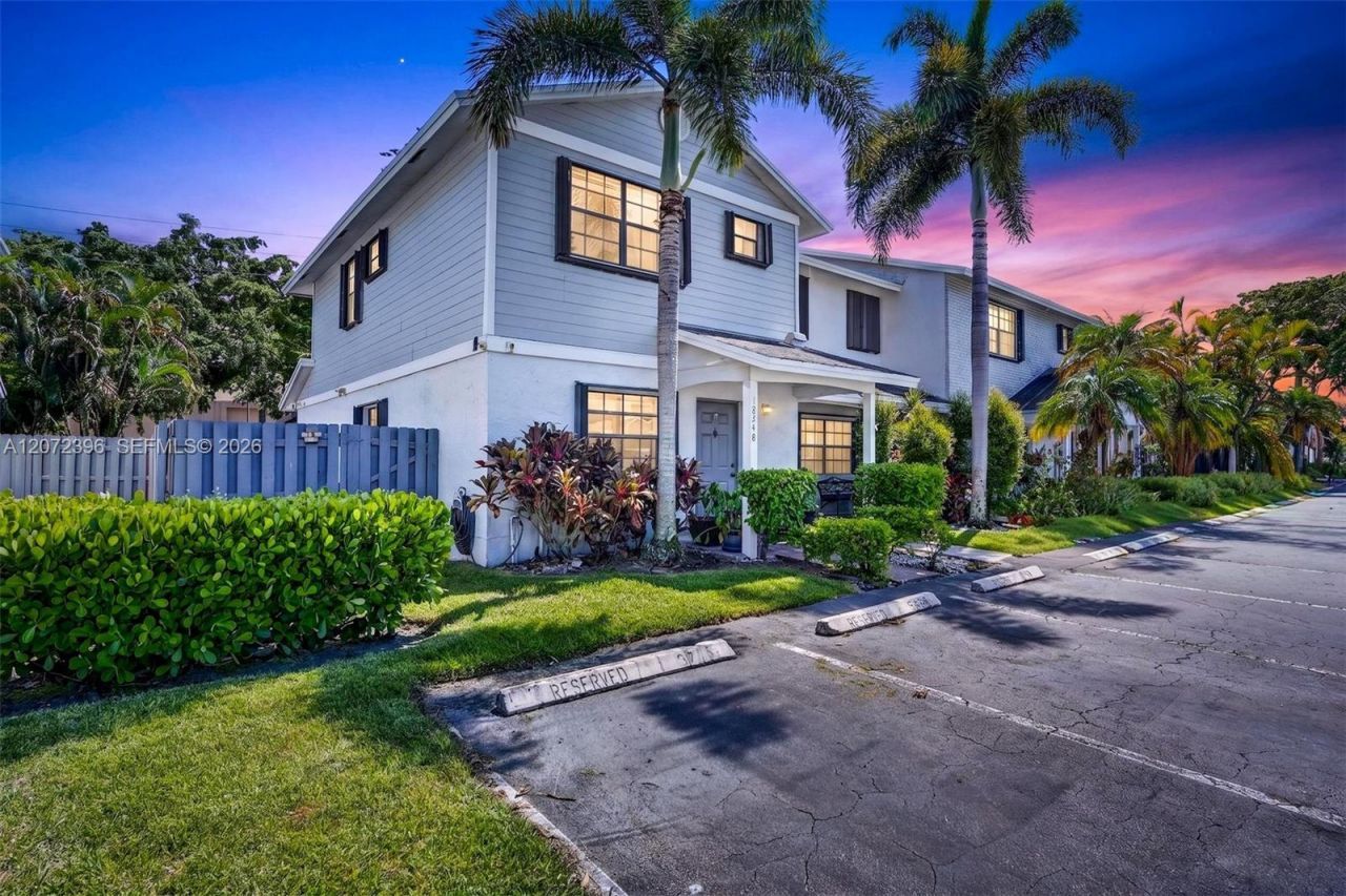10348 NW 3rd St, Pembroke Pines, FL 33026 Photo