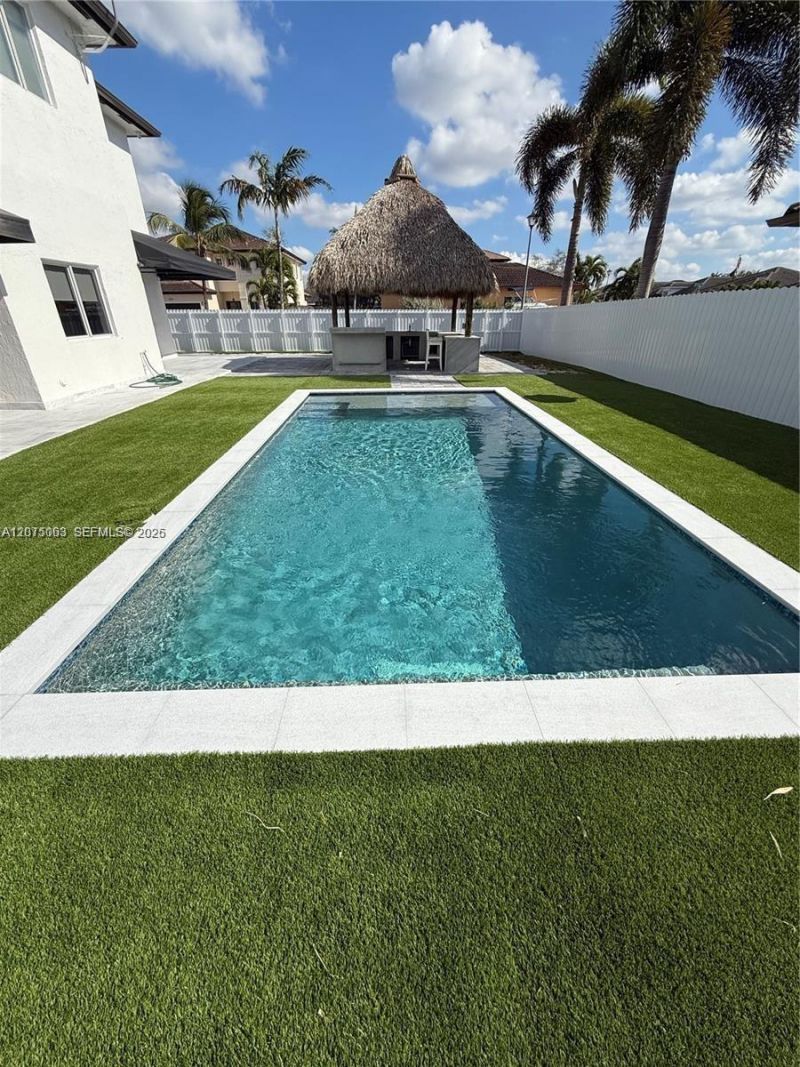 15624 SW 20th St , Miami, FL 33185 Photo
