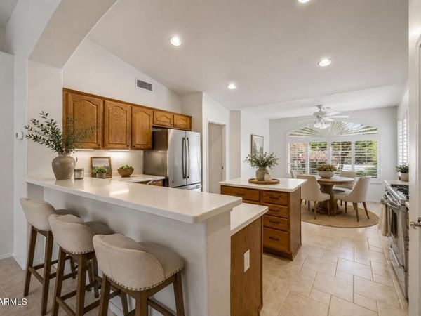 9228 E CHAMPAGNE Drive, Sun Lakes, AZ 85248