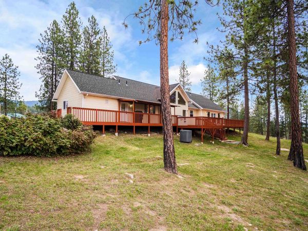 980 D Westover Rd, Colville, WA 99114
