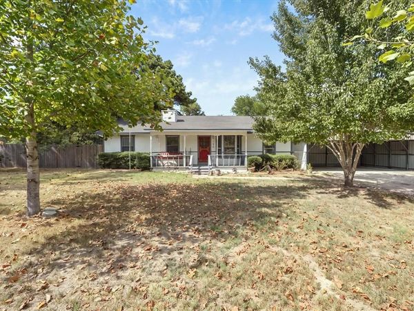 142 Iowa Place , Van, TX 75790