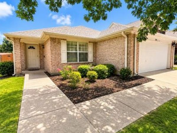 2036 Moonlight Trail, Heartland, TX 75126