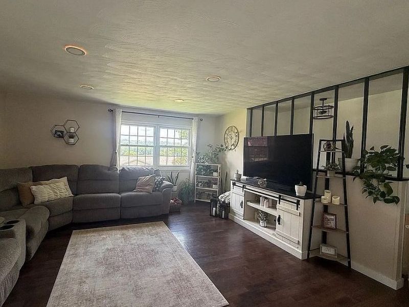 64118 Warne Drive, Cambridge, OH 43725 Photo 5