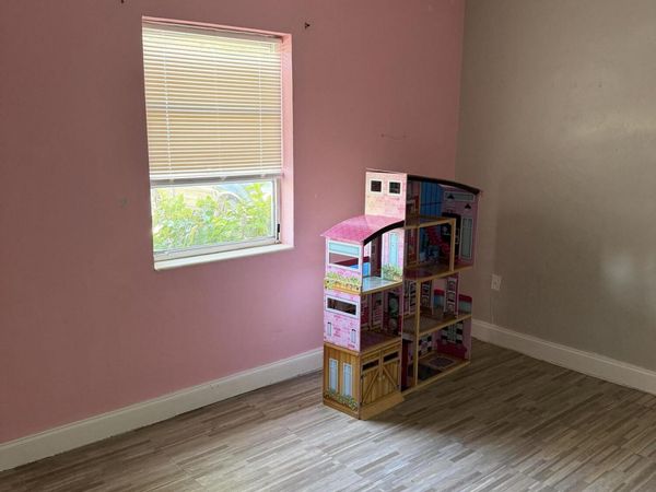 123 SW 22ND Avenue, Fort Lauderdale, FL 33312
