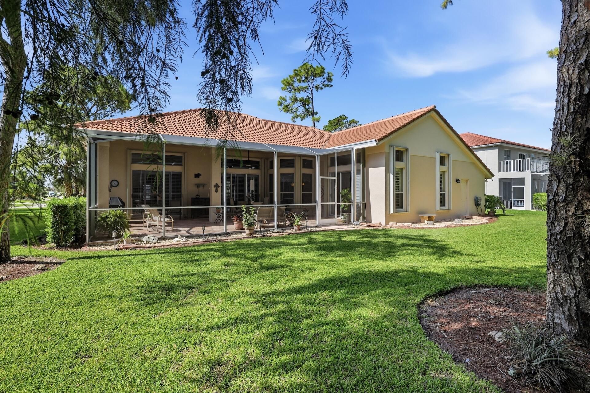 606 Cypress Green Circle, Wellington, FL 33414 Photo