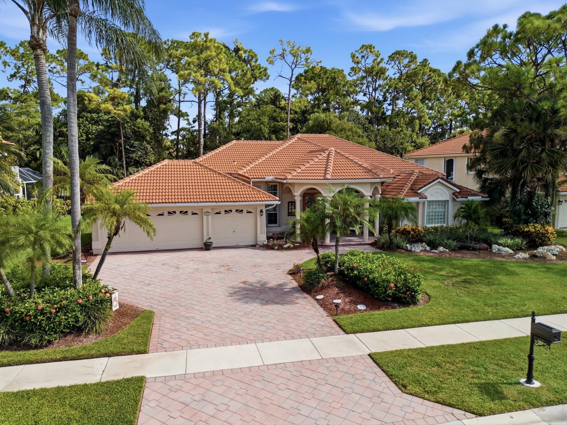 606 Cypress Green Circle, Wellington, FL 33414 Photo