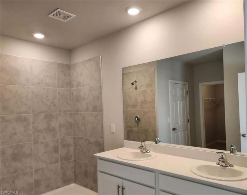 20580 Charles St, Alva, FL 33920 Photo
