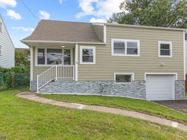 48 Farmingdale Rd, Woodbridge, NJ 08863