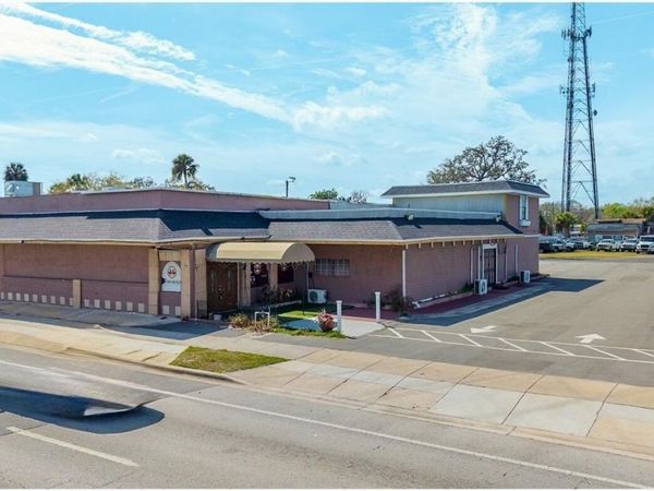 144 Ridgewood Avenue, Daytona Beach, FL 32117