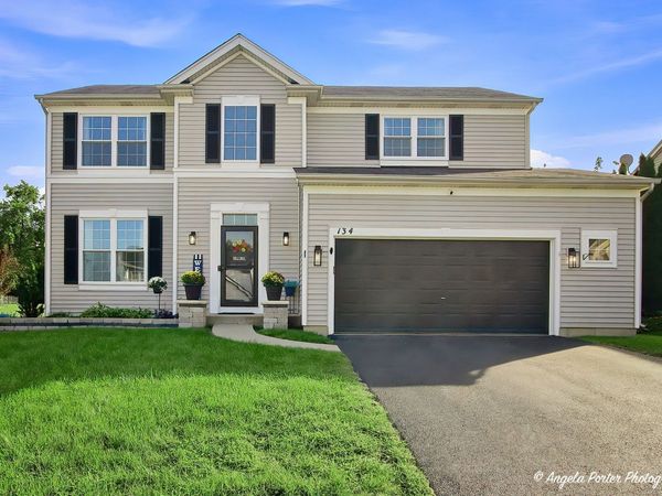 134 E Old Mill Trail, Antioch, IL 60002