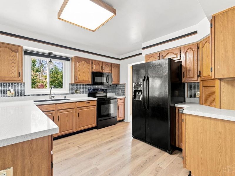 8042 Quail Meadow Lane, West Chester, OH 45069 Photo 13