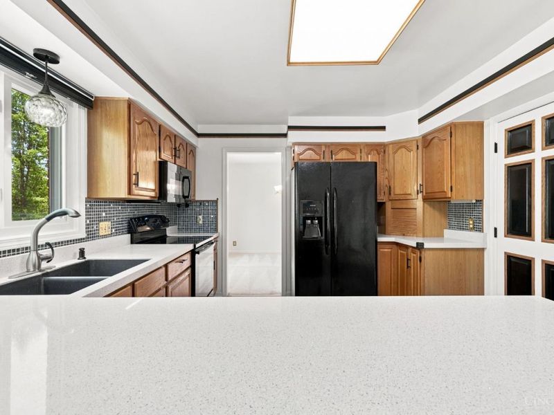8042 Quail Meadow Lane, West Chester, OH 45069 Photo 15