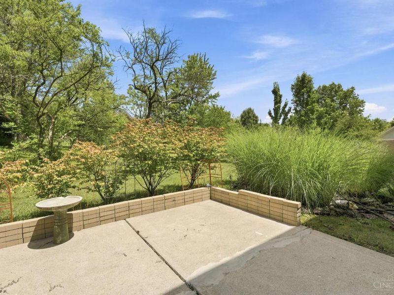 8042 Quail Meadow Lane, West Chester, OH 45069 Photo 47