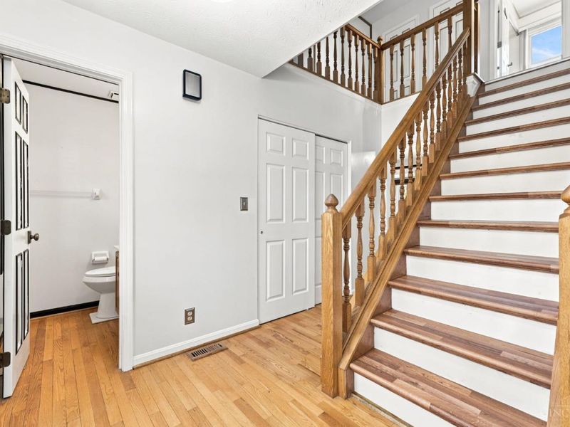 8042 Quail Meadow Lane, West Chester, OH 45069 Photo 9