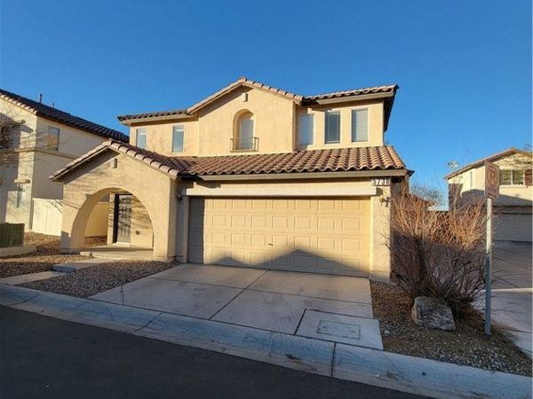 5738 OLD COLONY Drive , Las Vegas, NV 89139