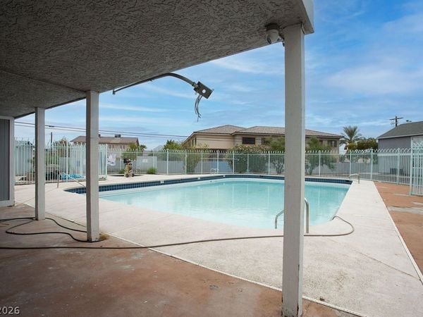 1926 Nebula Drive, Las Vegas, NV 89115