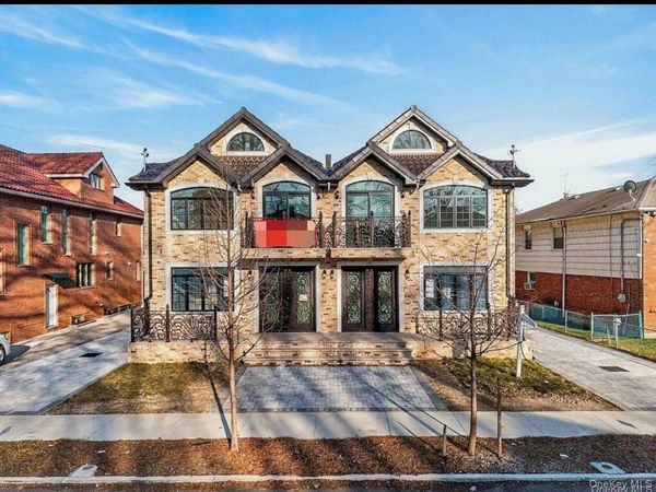 71-39 166th Street , Fresh Meadows, NY 11365