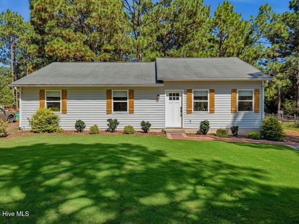 104 Sandy Ridge Road, West End, NC 27376