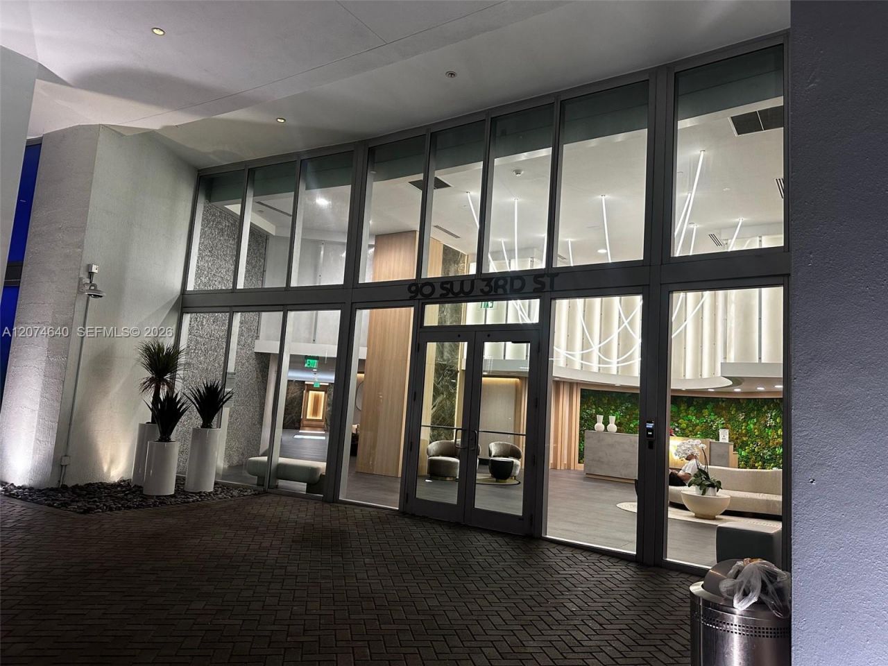 90 SW 3rd St , Unit 4406, Miami, FL 33130 Photo