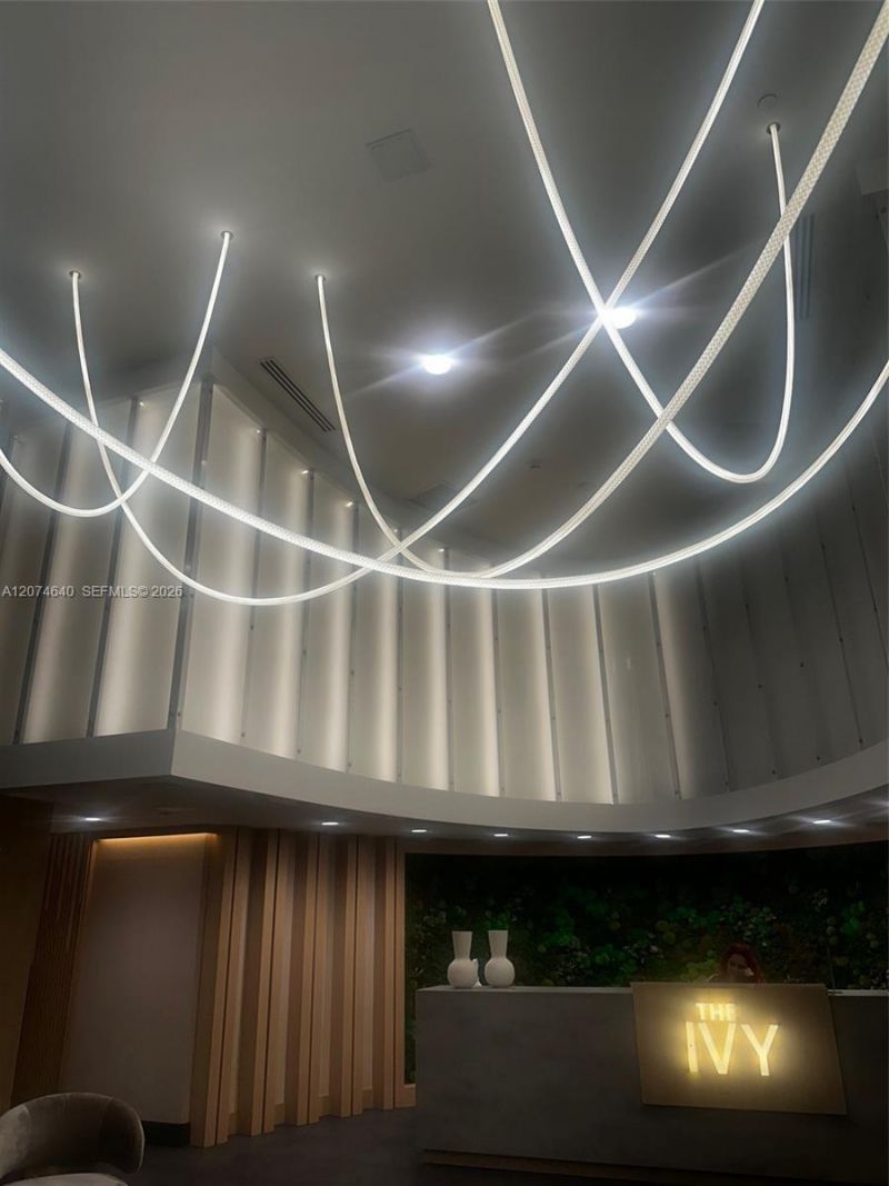 90 SW 3rd St , Unit 4406, Miami, FL 33130 Photo