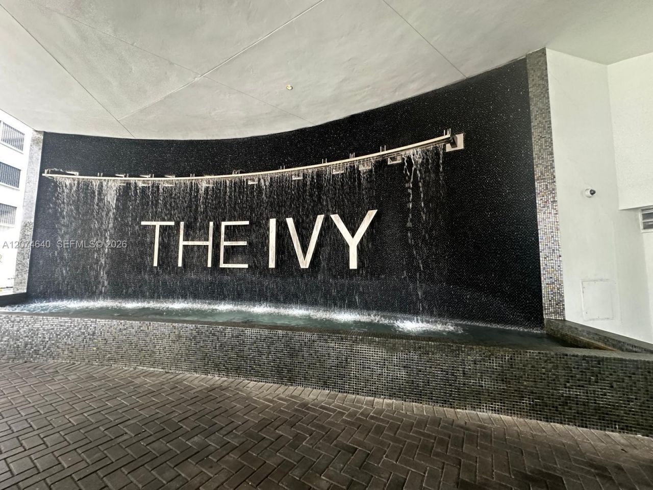90 SW 3rd St , Unit 4406, Miami, FL 33130 Photo