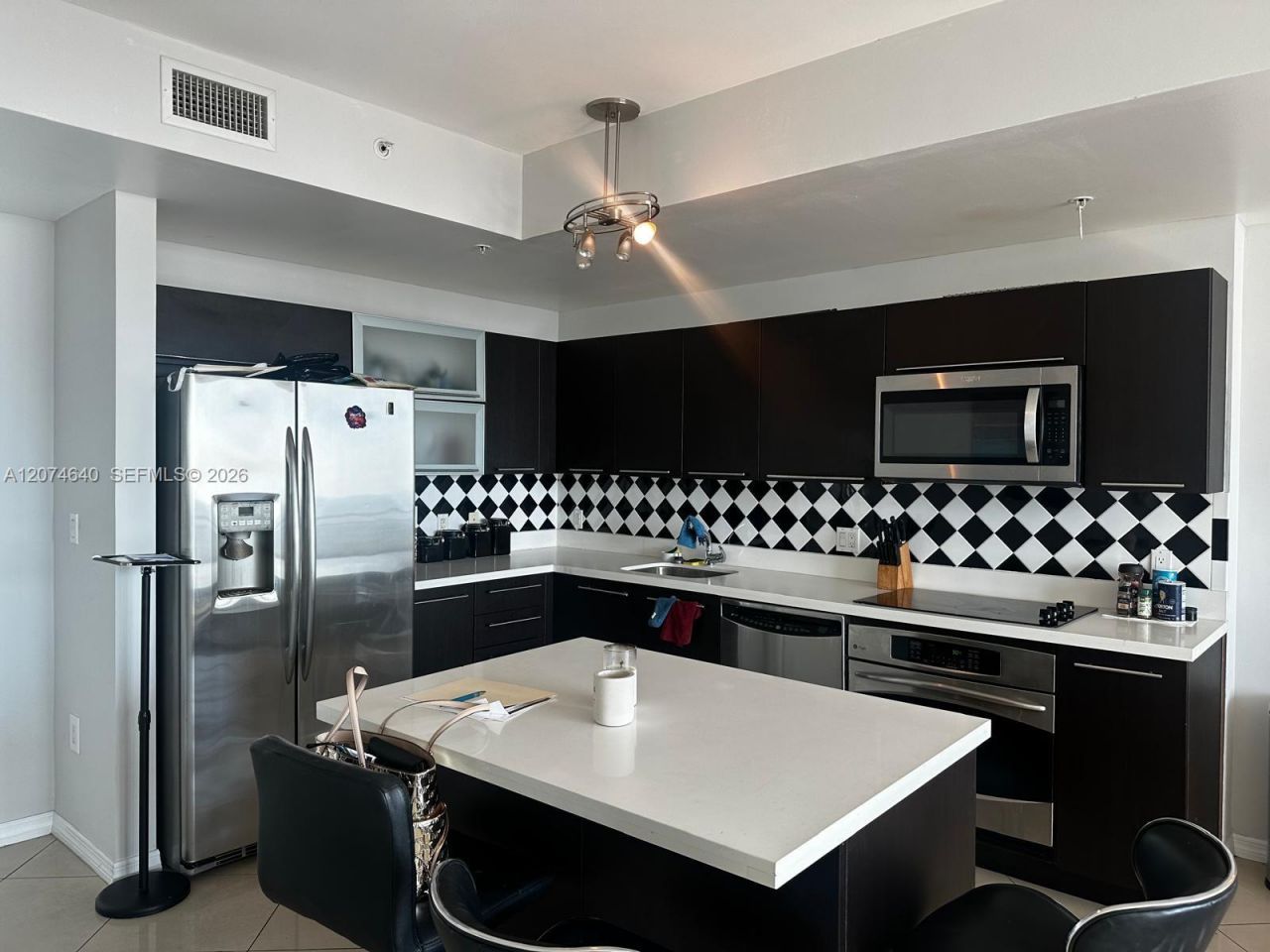 90 SW 3rd St , Unit 4406, Miami, FL 33130 Photo