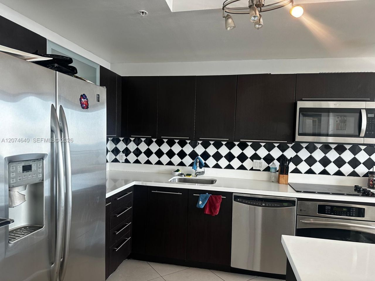 90 SW 3rd St , Unit 4406, Miami, FL 33130 Photo