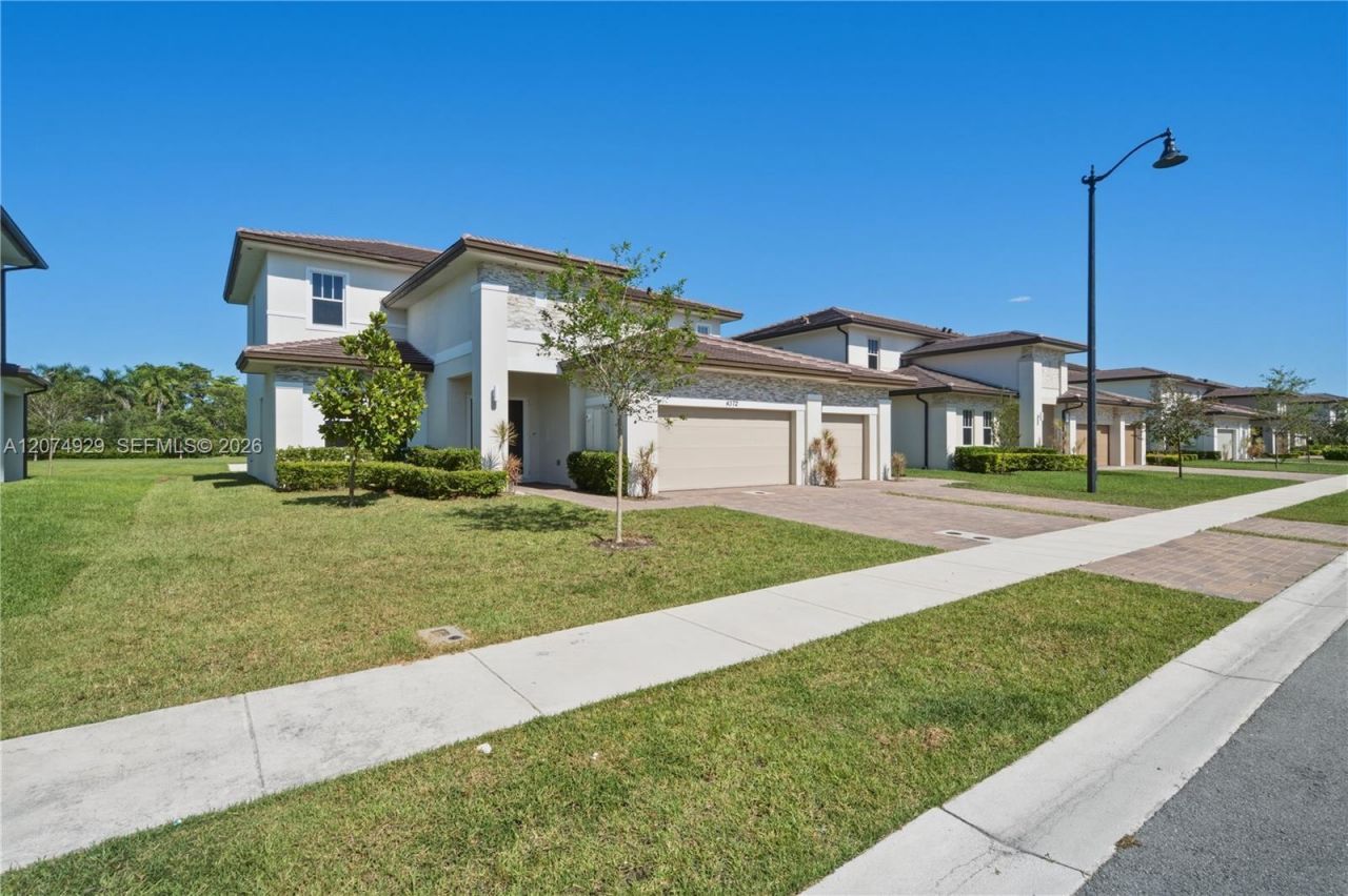 4372 SW 122nd Ter , Davie, FL 33330 Photo