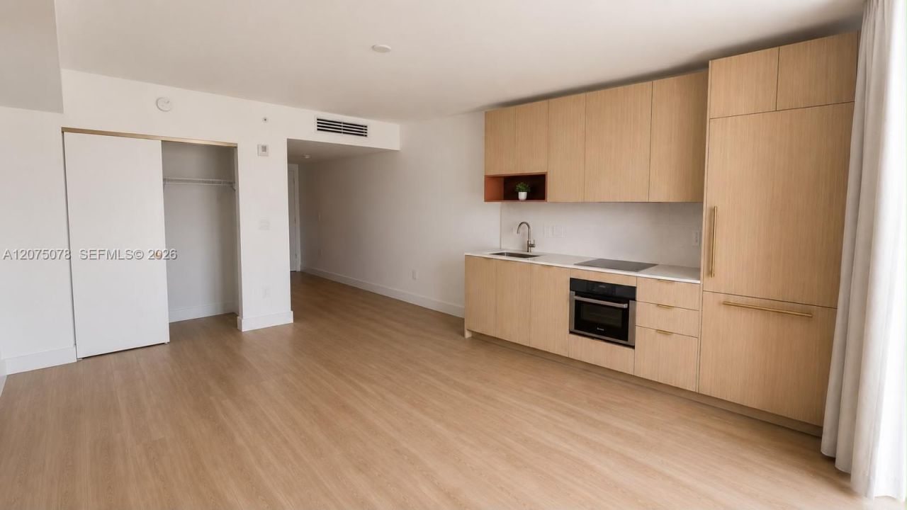 90 NE 32nd St., Unit 920, Miami Beach, FL 33127 Photo
