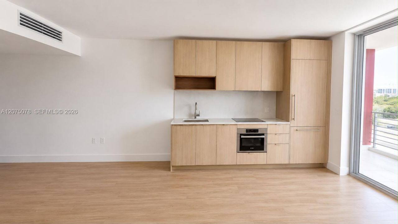 90 NE 32nd St., Unit 920, Miami Beach, FL 33127 Photo