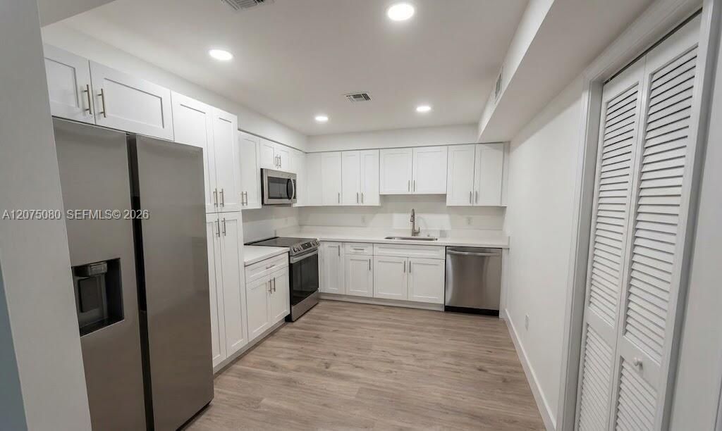 16500 Golf Club Rd, Unit 104, Weston, FL 33326 Photo