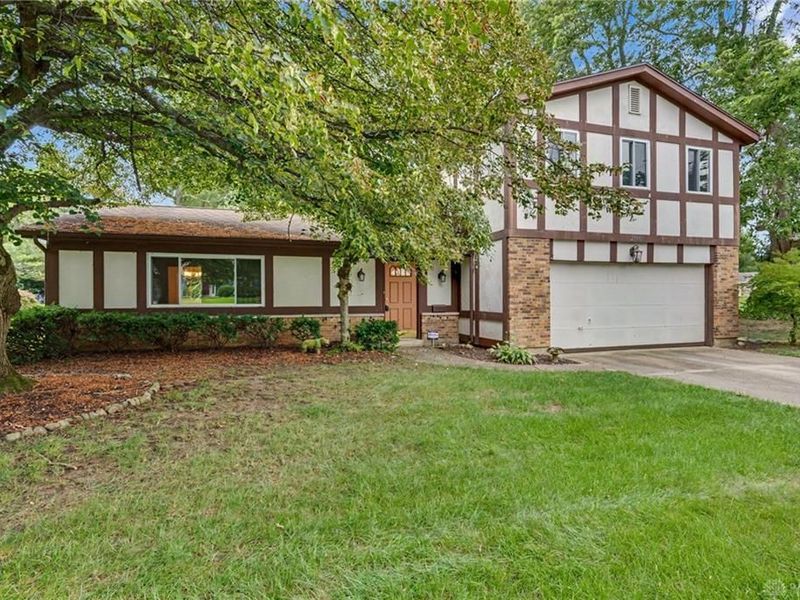 2980 Meadow Park, Kettering, OH 45440 Photo 2
