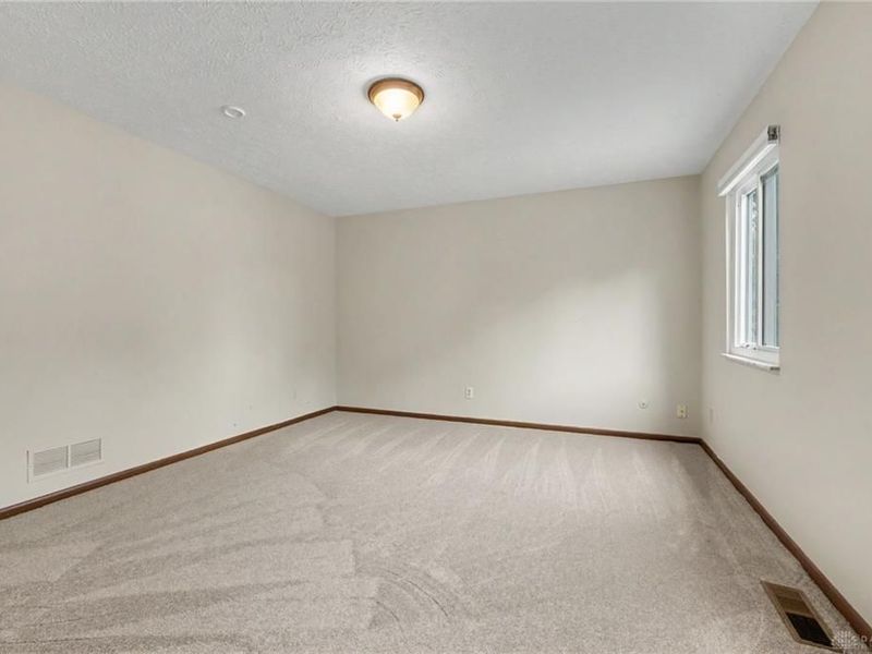 2980 Meadow Park, Kettering, OH 45440 Photo 25