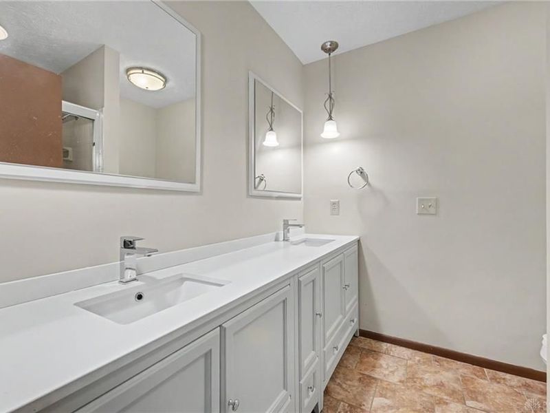 2980 Meadow Park, Kettering, OH 45440 Photo 28
