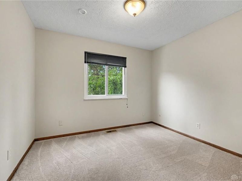 2980 Meadow Park, Kettering, OH 45440 Photo 32