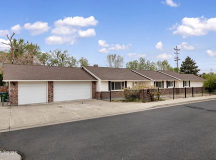1435 Hunter Lake Drive, Reno, NV 89509 Photo