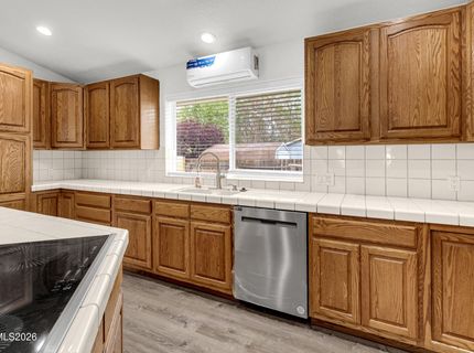 1435 Hunter Lake Drive, Reno, NV 89509 Photo