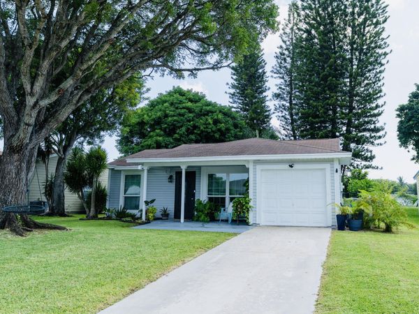 9060 CHRYSANTHEMUM Drive, Boynton Beach, FL 33472