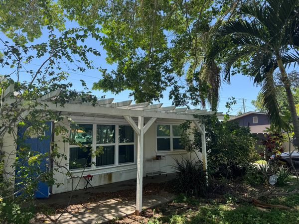 1450 NE 32ND Street, Pompano Beach, FL 33064