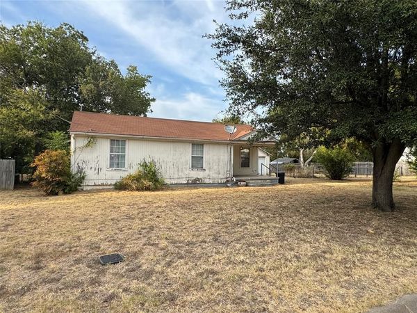7704 Longfield Drive, White Settlement, TX 76108