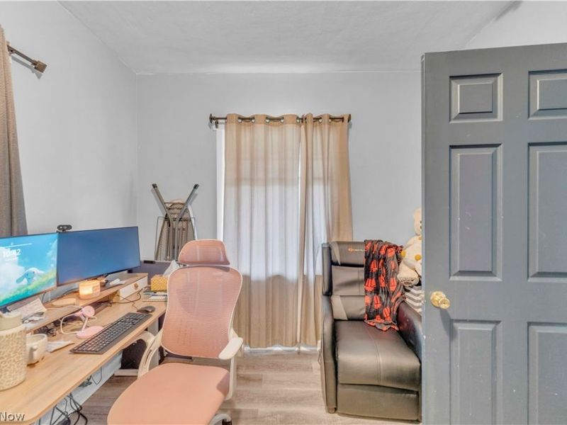 4304 Beta Avenue, Newburgh Heights, OH 44105 Photo 10
