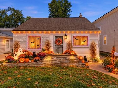 3358 Cummings Avenue, Royal Oak, Mi 48073