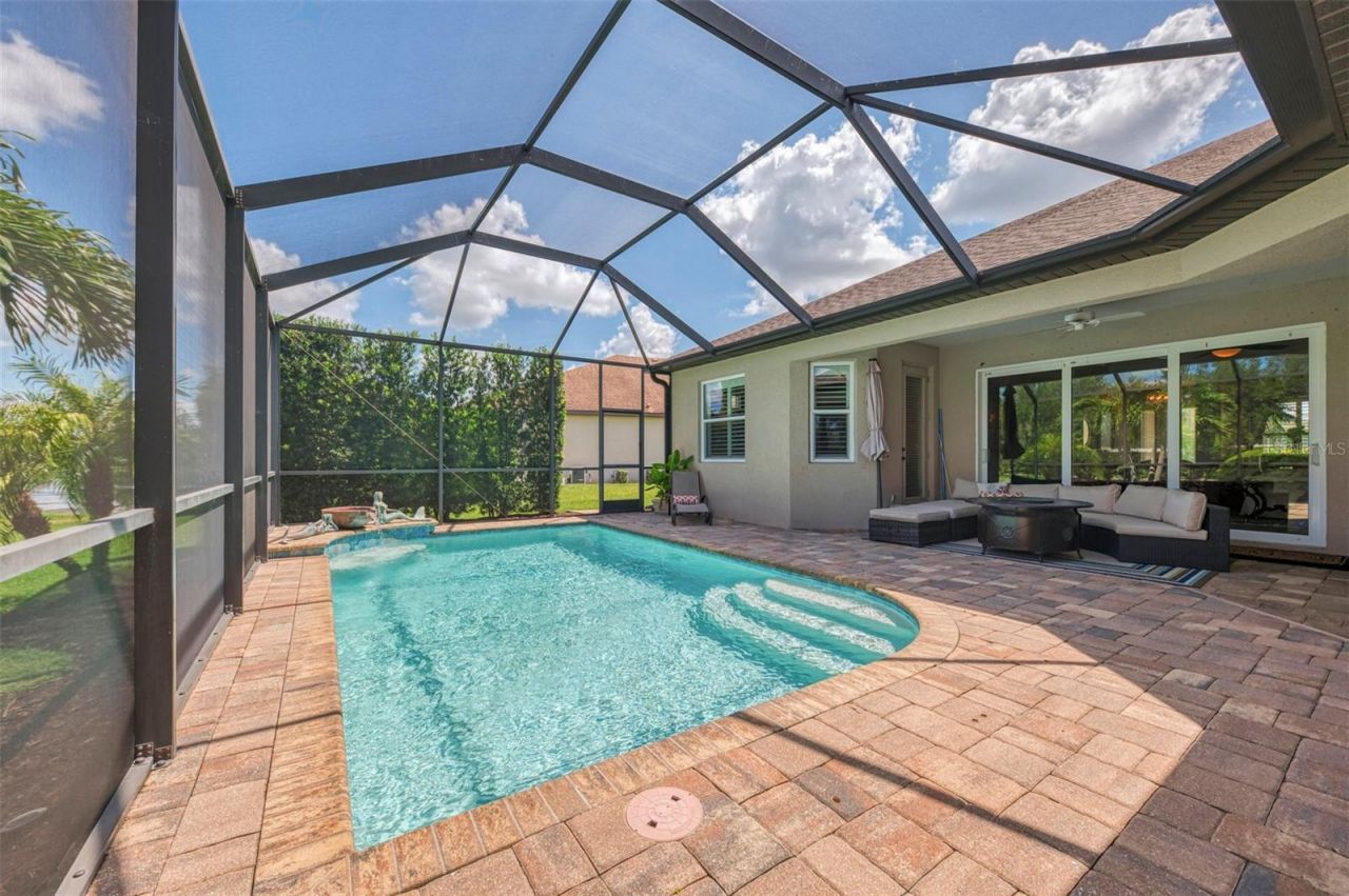 708 Rosemary Circle , Bradenton, FL 34212 Photo