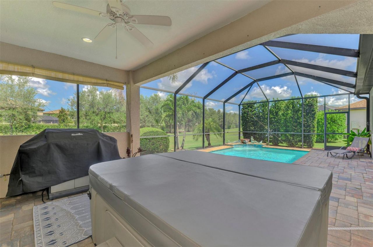 708 Rosemary Circle , Bradenton, FL 34212 Photo