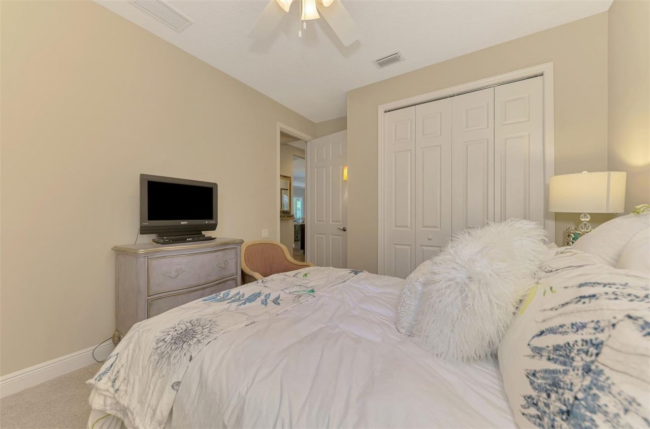 708 Rosemary Circle , Bradenton, FL 34212 Photo